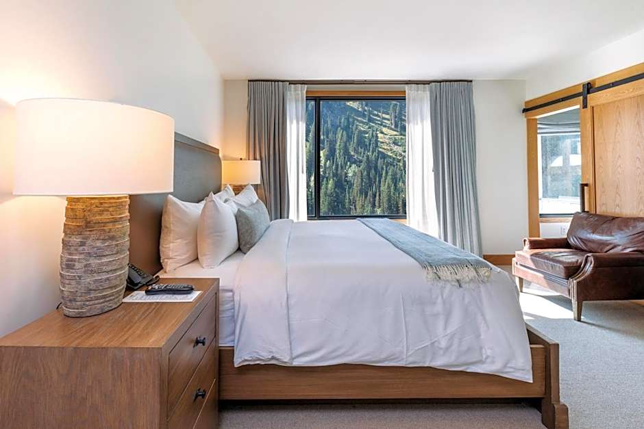 The Snowpine Lodge