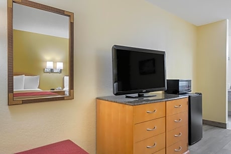 Double Room with Two Double Beds - Non-Smoking