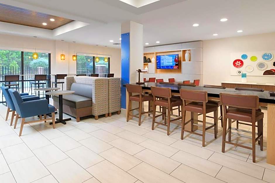 Holiday Inn Express Camden Hotel By IHG