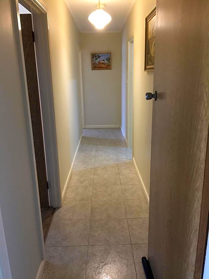 Donald Riverside Motel