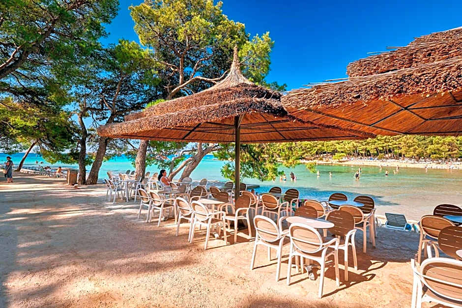 Pine Beach Bungalows all inclusive