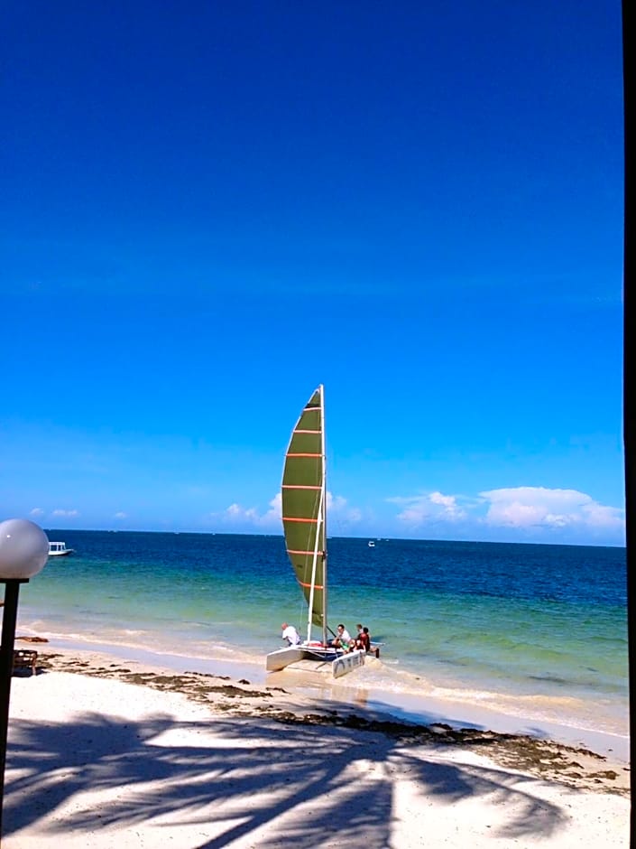 Kenya Bay Beach Hotel