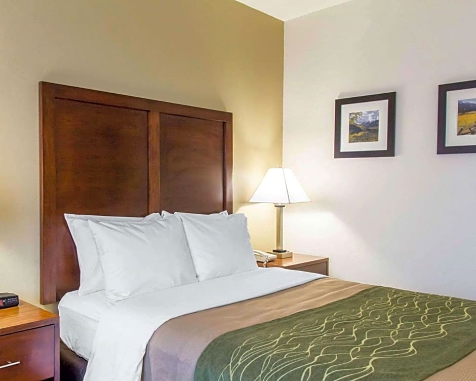 Quality Inn & Suites Vail Valley