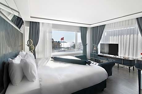 Via Çırağan Hotel