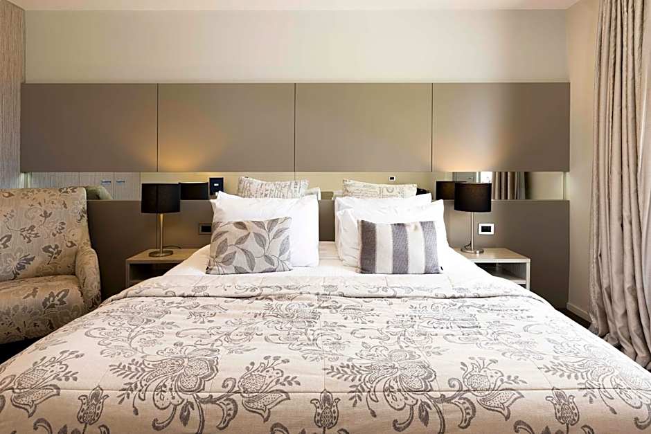 Airport Gateway Motor Lodge