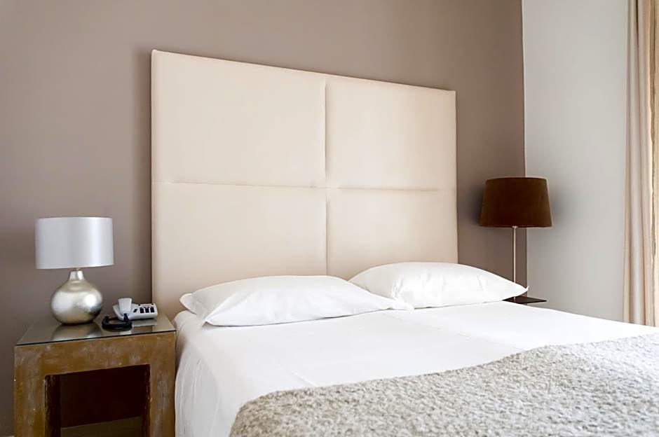 Soglow Business Class Hotel