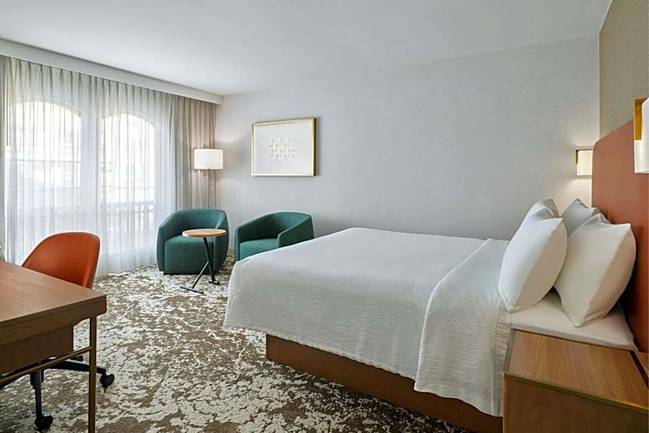 Courtyard by Marriott Los Angeles Pasadena/Old Town