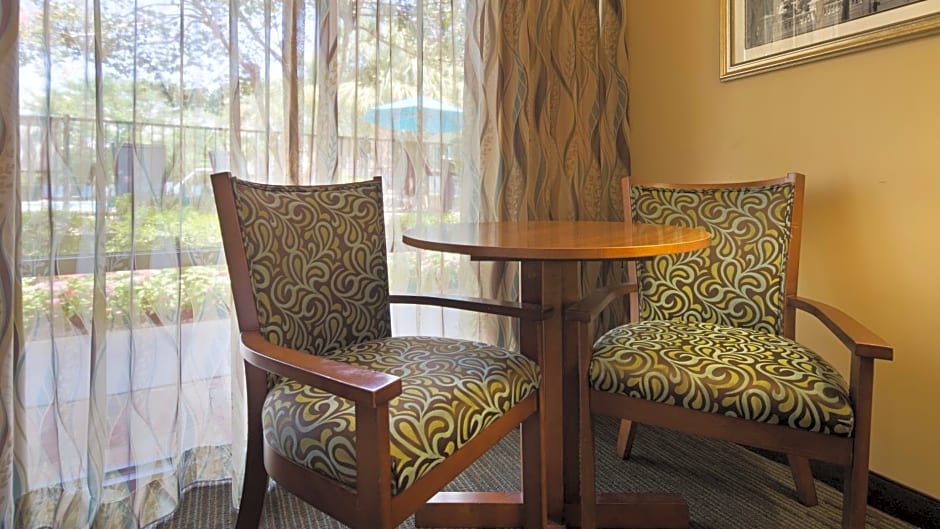 Best Western Charleston Inn