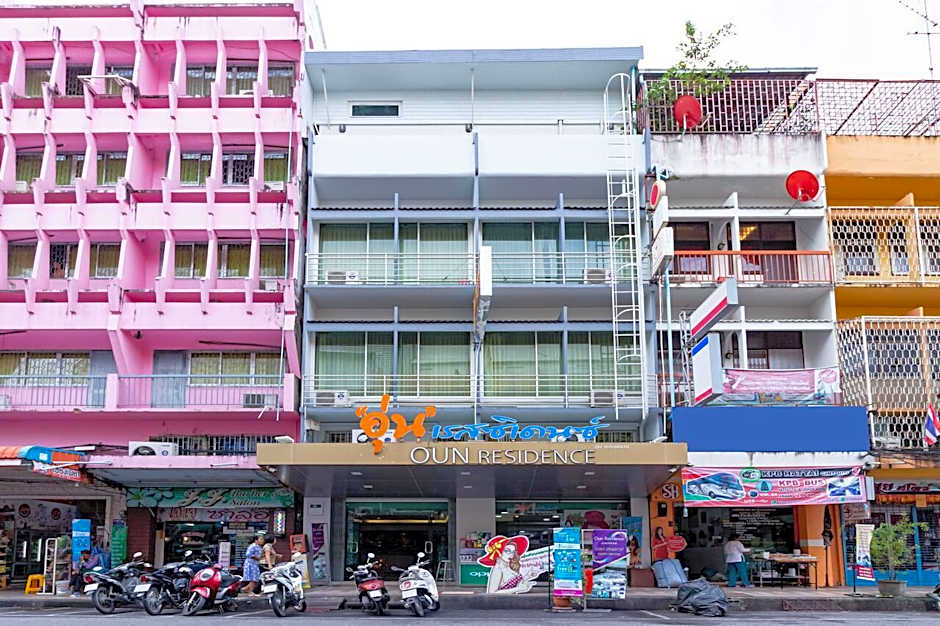 Oun Residence