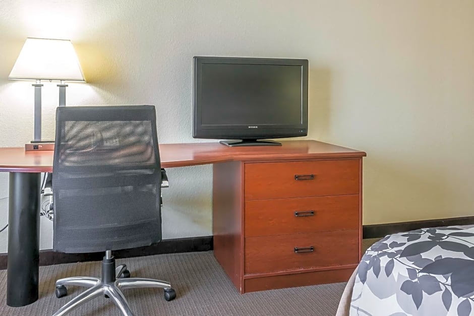 Sleep Inn & Suites University/Shands
