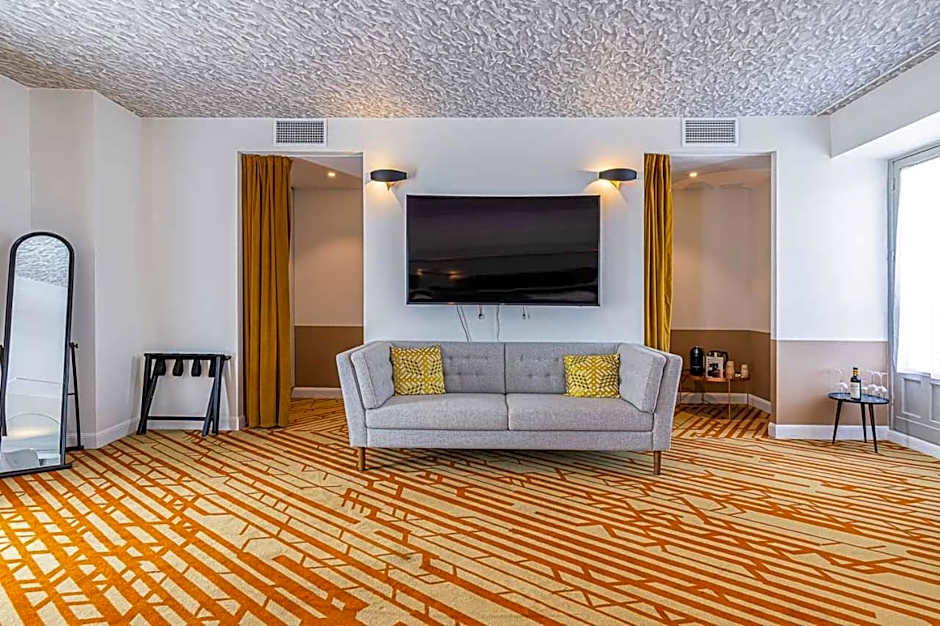 Hotel Le Saint Gelais