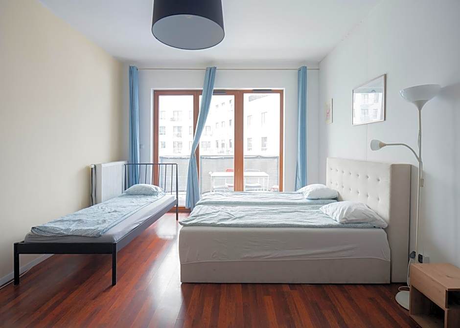 Rooms Green Rydygiera 17 own private room tv wifi