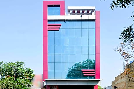 Hotel Parag Inn