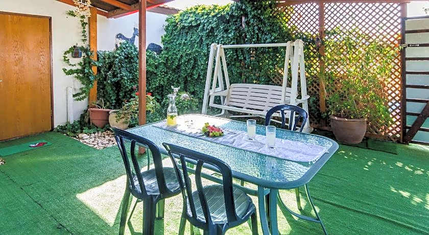Avigail Guest House