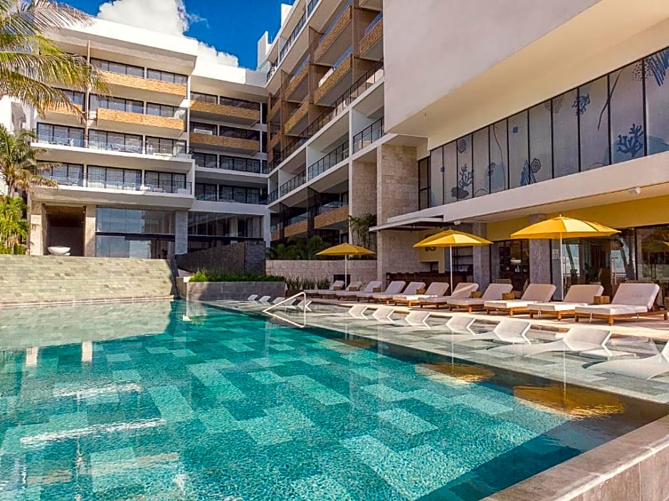 The Fives Oceanfront