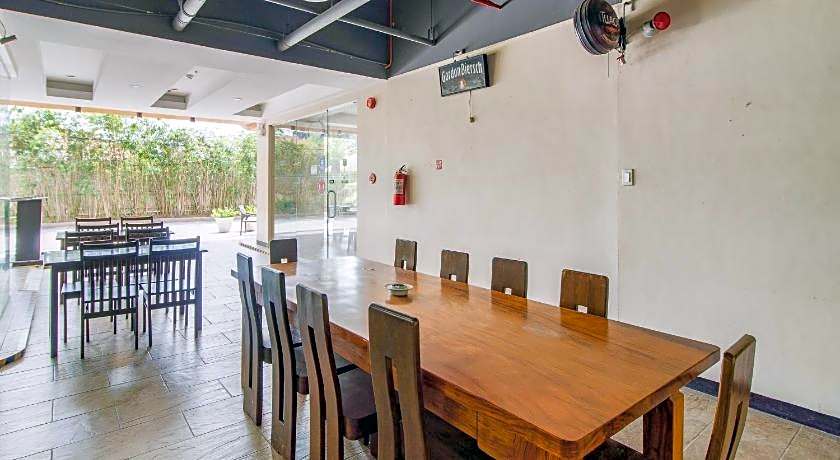 Main Hotel and Suites Cebu