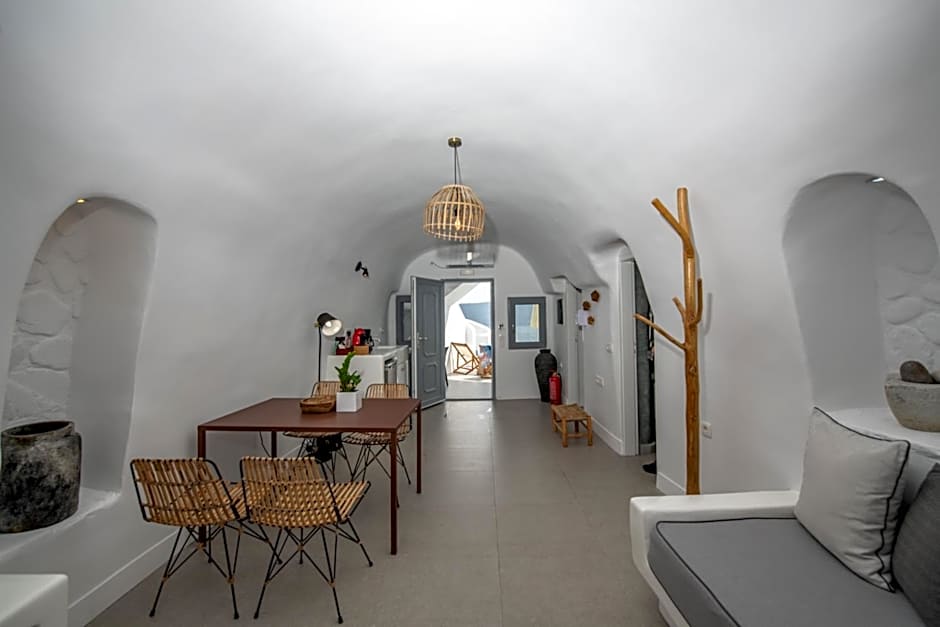 Virginia's Cave Villas