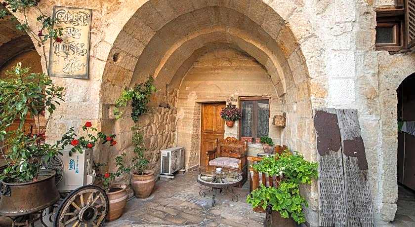 Chelebi Cave House Hotel