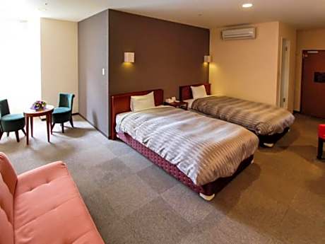 Deluxe Twin Room - Non-Smoking