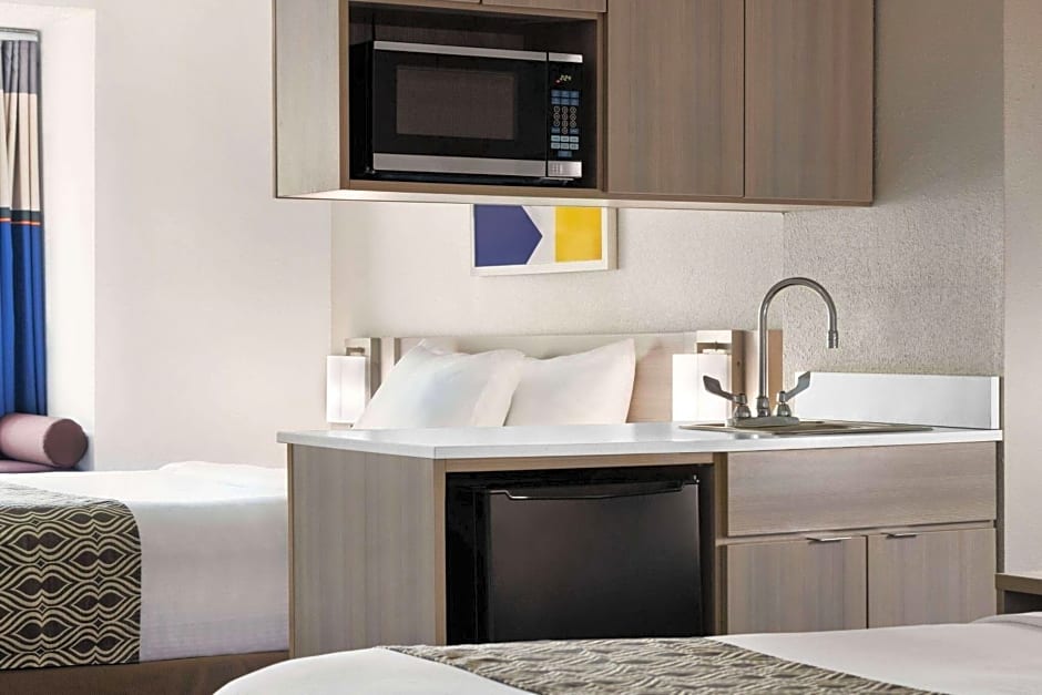 Microtel Inn & Suites By Wyndham Florence/Cincinnati Airport
