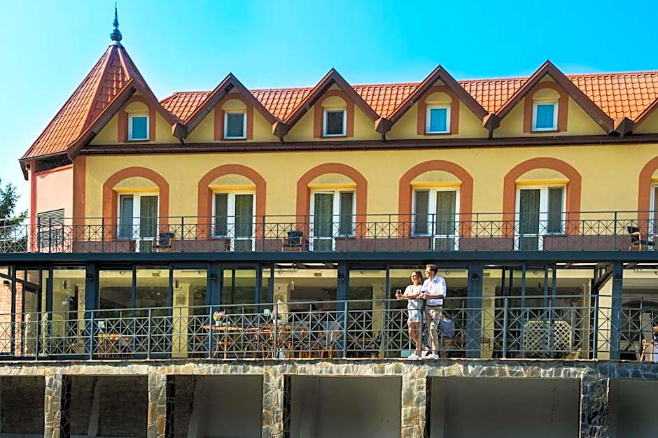 Hotel Nad Pisą