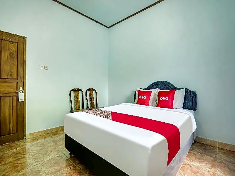 OYO Homes 91094 Desa Wisata Banyuatis