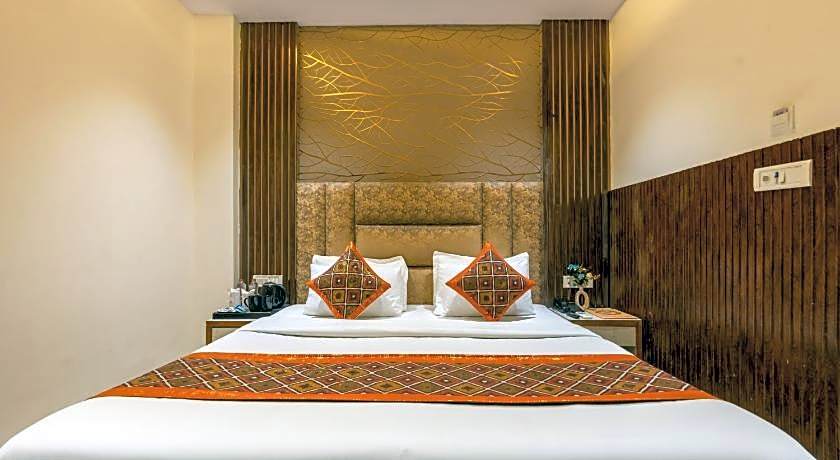 Hotel Golden Wings