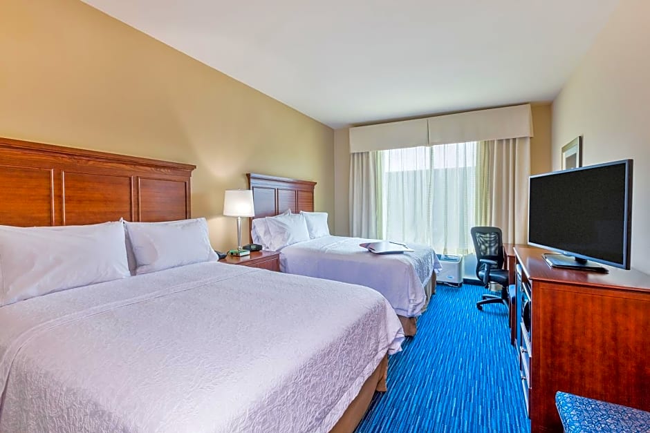 Hampton Inn & Suites Owensboro Downtown Waterfront