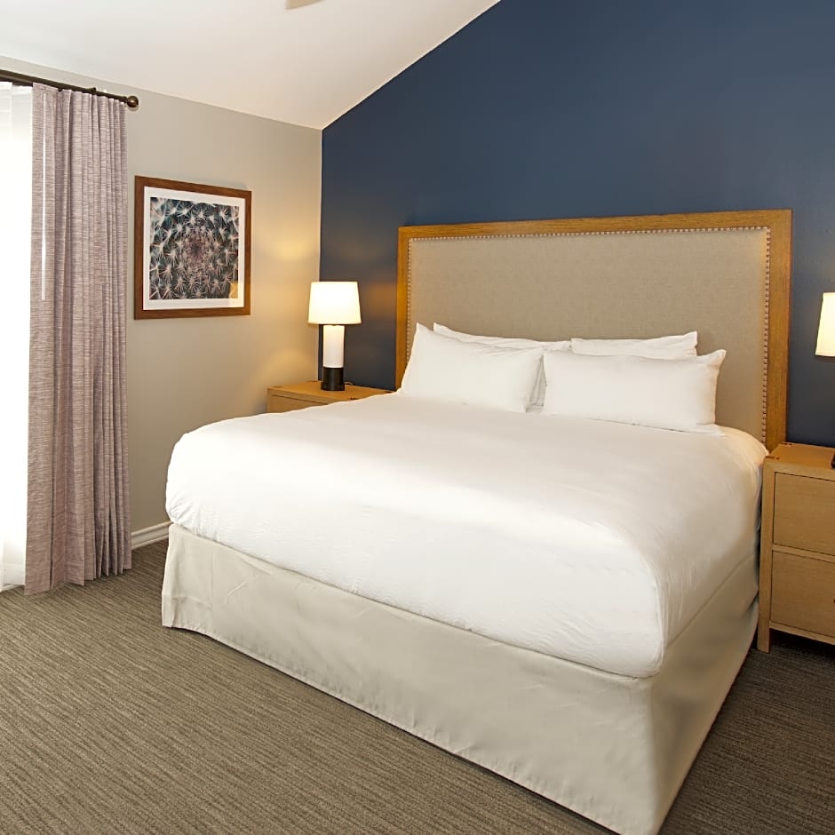 Horseshoe Bay Resort