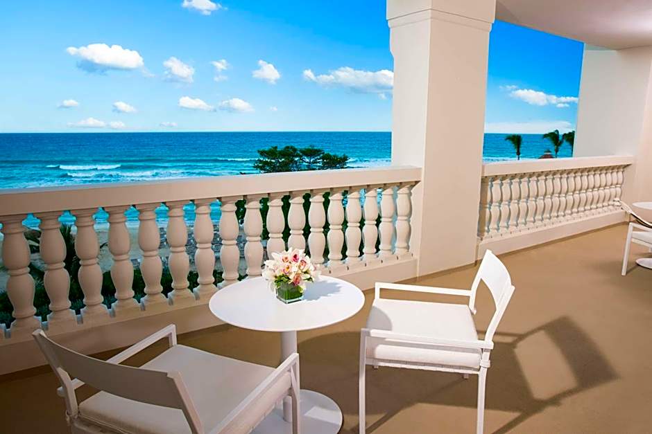 Hyatt Ziva Rose Hall - All Inclusive