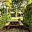 Plantation Hale Suites
