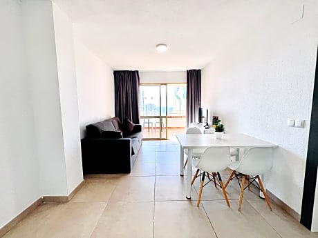 APARTMENT PREMIUM (3 ADULTS)