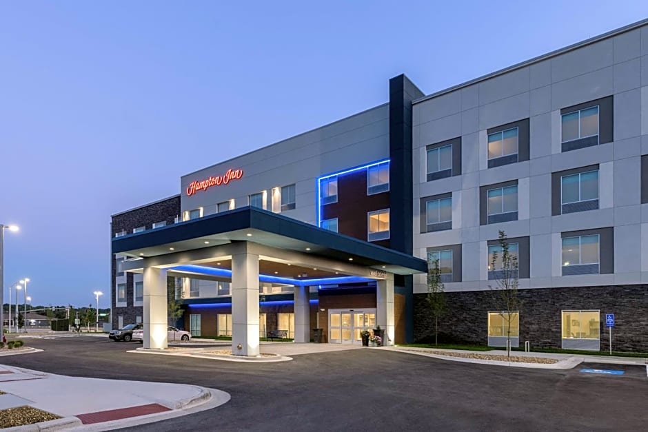 Hampton Inn By Hilton Kansas City Southeast, MO