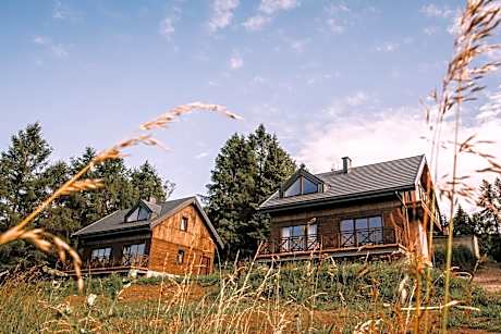 Szumny Dwór - pokoje z łazienkami