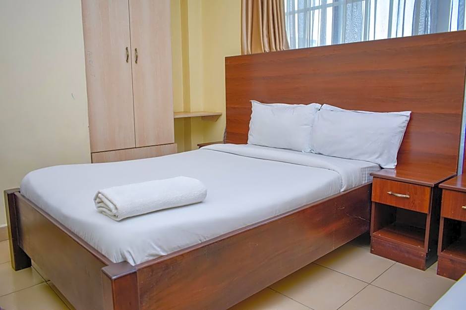 Delfirm Hotel