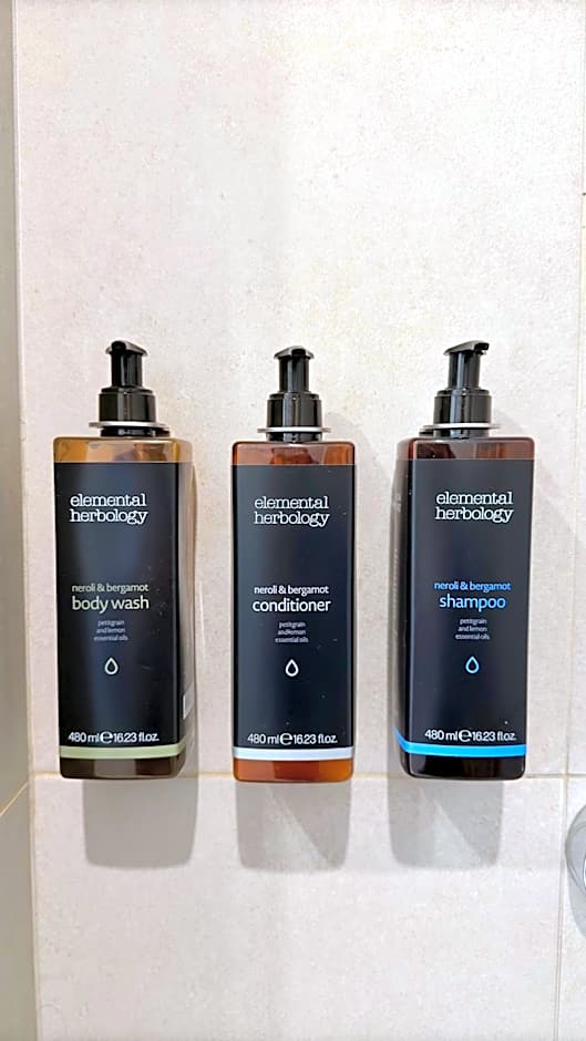 J14A I Rooms & Apartments AUTOMATED SELF CHECK-IN