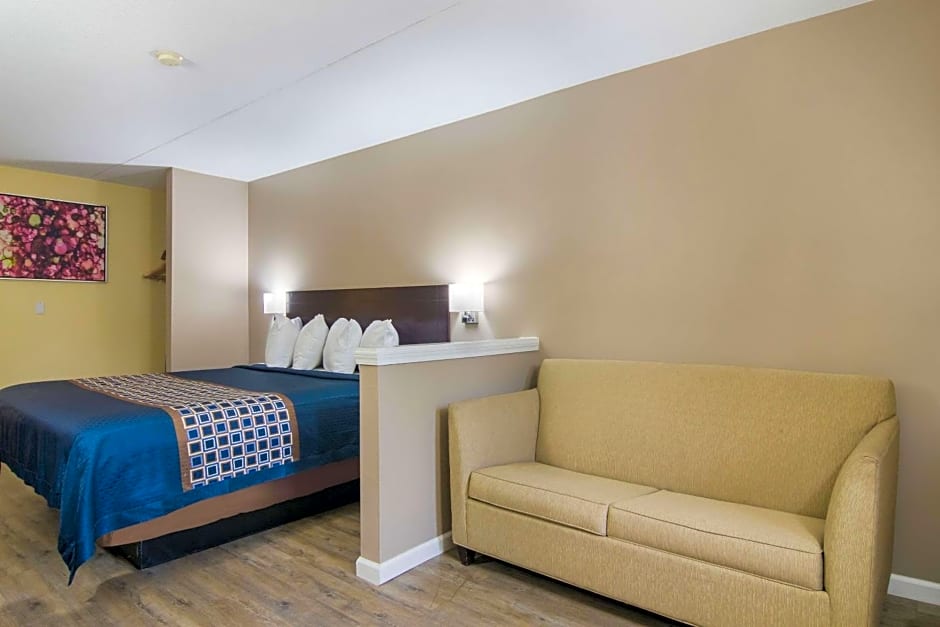 Rodeway Inn & Suites Monroeville-Pittsburgh