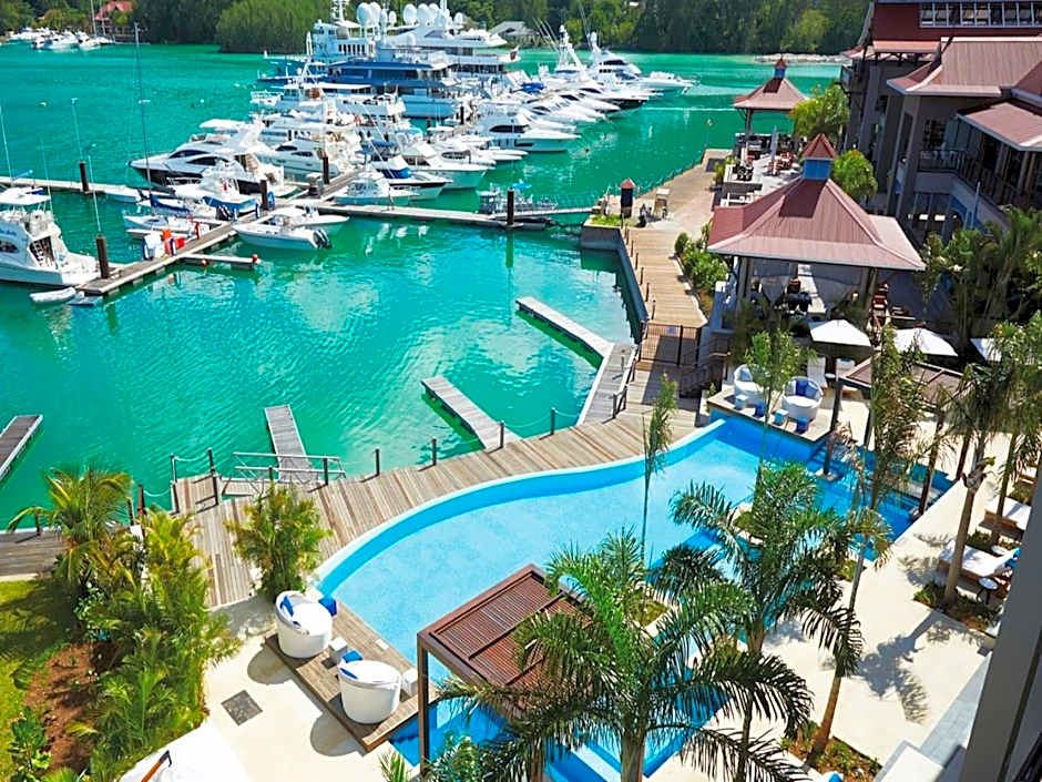 Eden Bleu Hotel