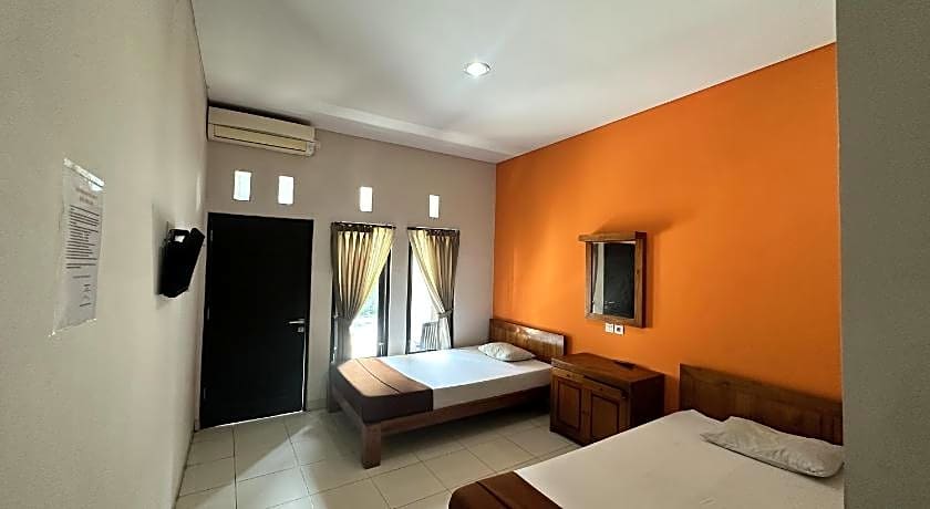 HOTEL WARTA SARI