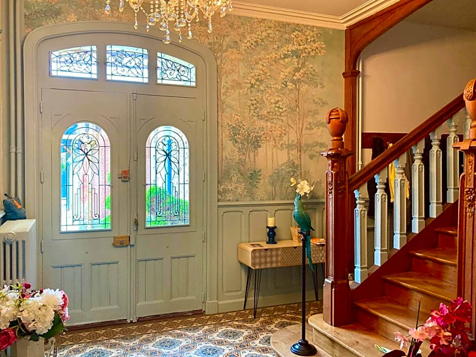 La Villa des Roses Gîte Chambres d'hôtes Piscine chauffée