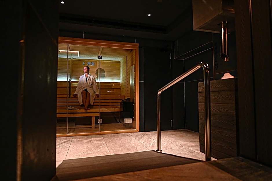 Silken Saaj Maar - Adults Only