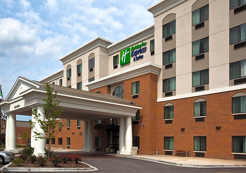 Holiday Inn Express Hotel & Suites Chicago Airport West-O'Hare