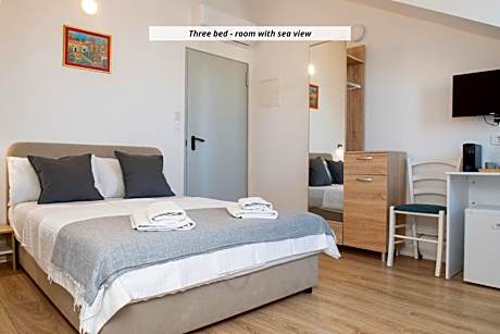 Standard Triple Room with Sea View