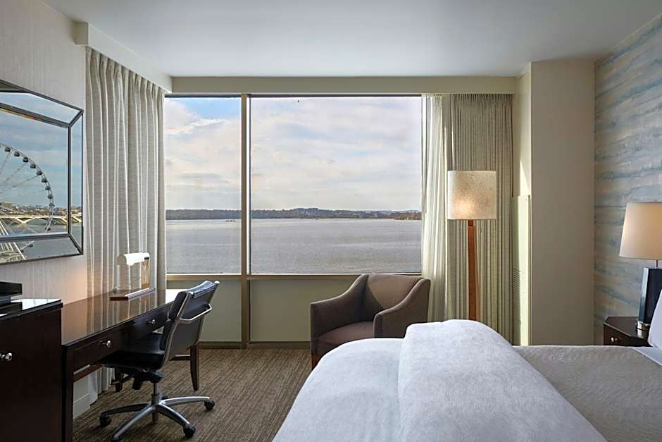 The Westin National Harbor