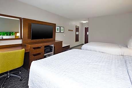 Room with Two Queen Beds - Non-Smoking