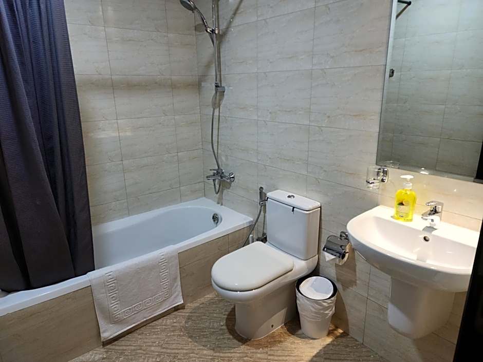 Preatoni Tower - JLT by Golden Casa