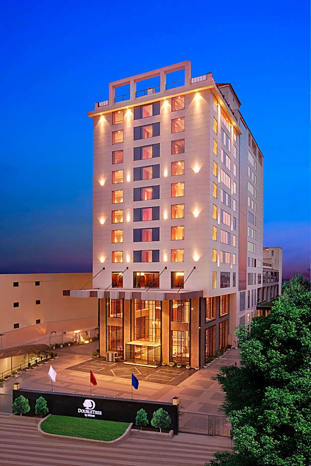 DoubleTree by Hilton Varanasi