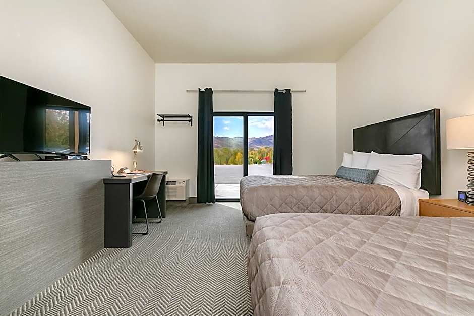 Silver Creek Hotel