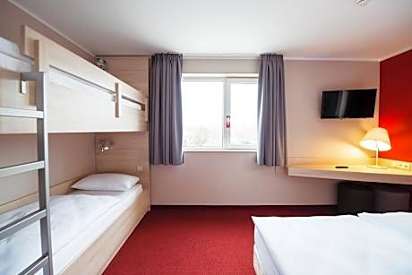 Familienzimmer (4 Personen)