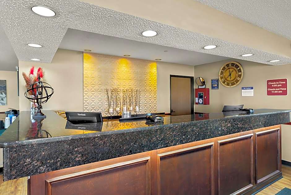 Best Western Lakewood Inn